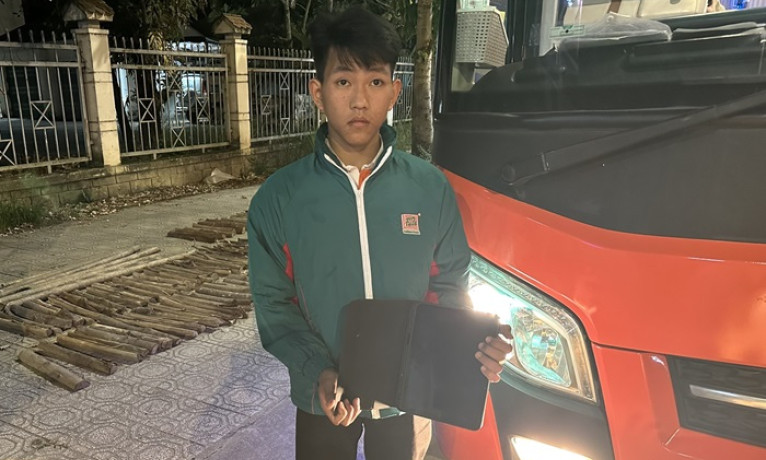 Nhân viên hãng xe Phương Trang trộm tài sản của khách