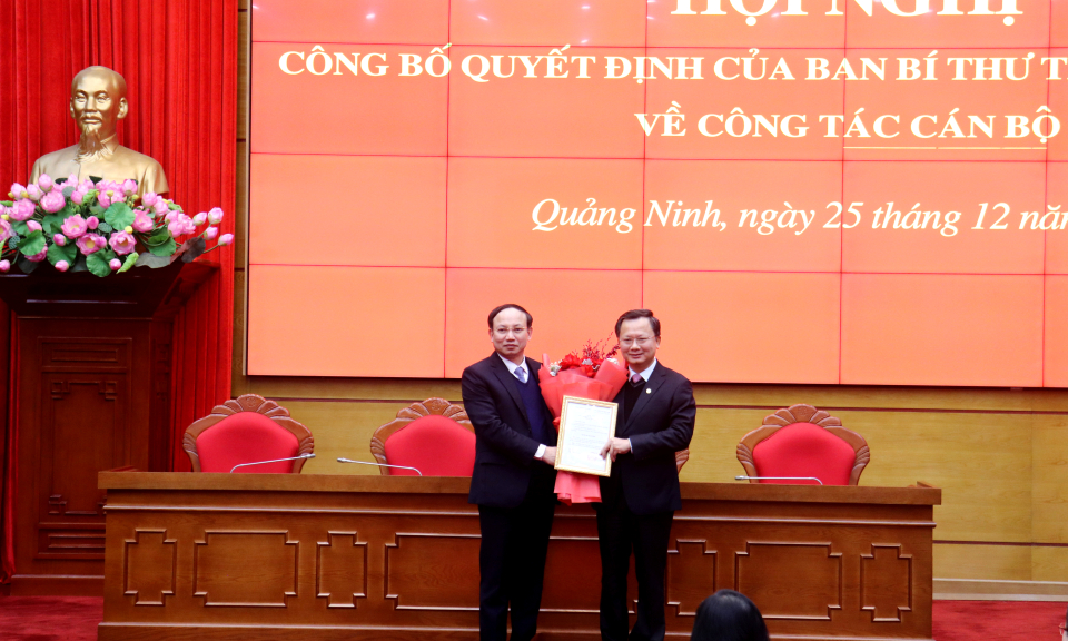 Công bố Quyết định của Ban Bí thư Trung ương Đảng về công tác cán bộ