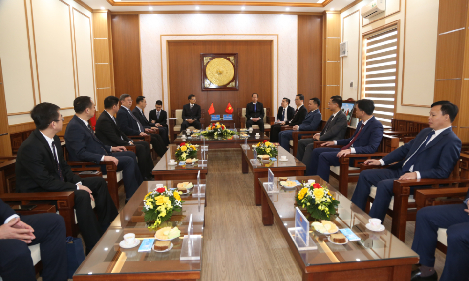 广宁省公安与中国辽宁省公安举行座谈会