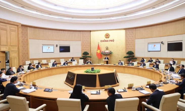 Đổi mới, đầu tư nhiều hơn nữa cho xây dựng pháp luật, hoàn thiện thể chế