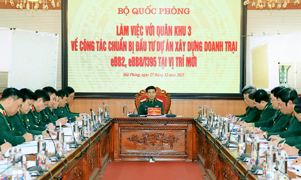 Đại tướng Phan Văn Giang làm việc tại Quân khu 3 về công tác chuẩn bị đầu tư dự án xây dựng doanh trại tại Quảng Ninh và Nam Định