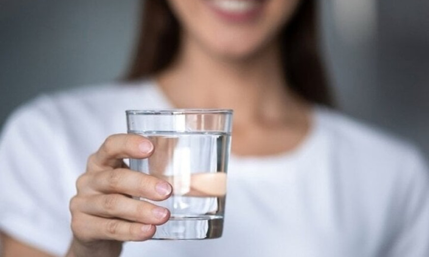 5 thói quen ăn uống khiến bạn già đi nhanh hơn