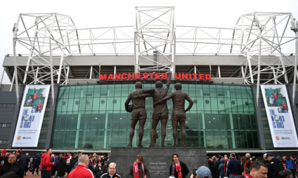 Manchester United có thể phá hủy Old Trafford