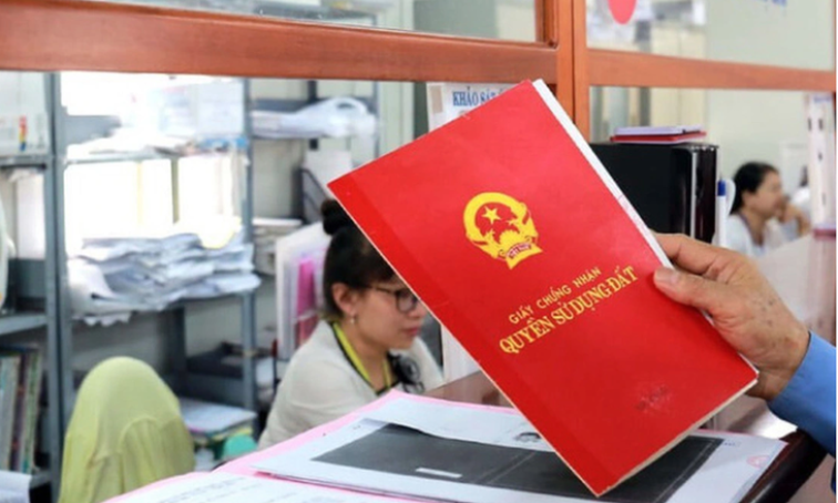 Xem xét cấp sổ đỏ cho hộ gia đình, cá nhân đang sử dụng đất không giấy tờ