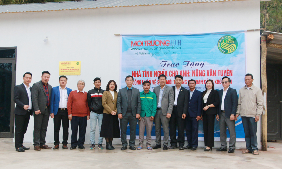 Khánh thành nhà mới tặng công nhân môi trường