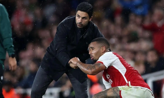 Mikel Arteta không thể mù quáng tin vào Gabriel Jesus và Eddie Nketiah