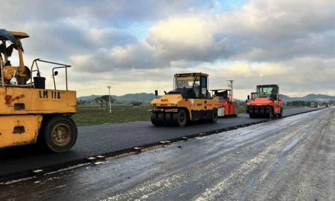 Work on 13 road, bridge projects to begin in 2024: Transport ministry
