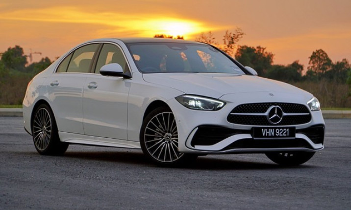 Mercedes-Benz triệu hồi hàng loạt xe tại Việt Nam