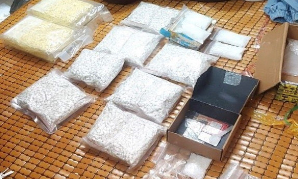 Công an Hà Nội triệt phá ổ nhóm mua bán ma túy, thu giữ gần 8kg ma tuý tổng hợp