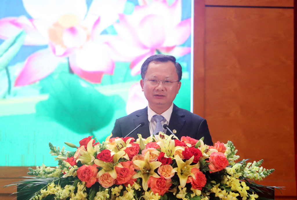 Đồng chí Cao Tường Huy, Phó Bí thư Tỉnh ủy, Chủ tịch UBND tỉnh phát động phong trào thi đua yêu nước của tỉnh Quảng Ninh năm 2024.