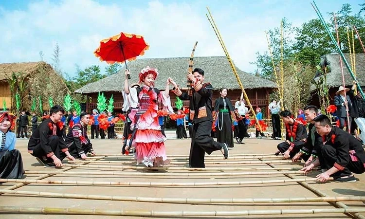 Localities offer visitors exciting travel experiences during the 2024 New Year holiday
