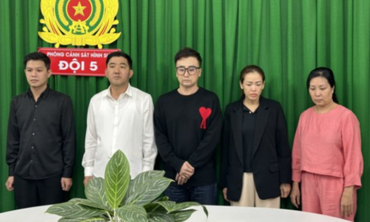 Triệt phá ổ bán dâm do ông chủ người Hàn Quốc điều hành