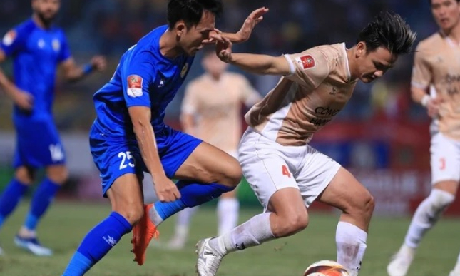 Hàng thủ bấp bênh của đội tuyển Việt Nam trước Asian Cup 2023