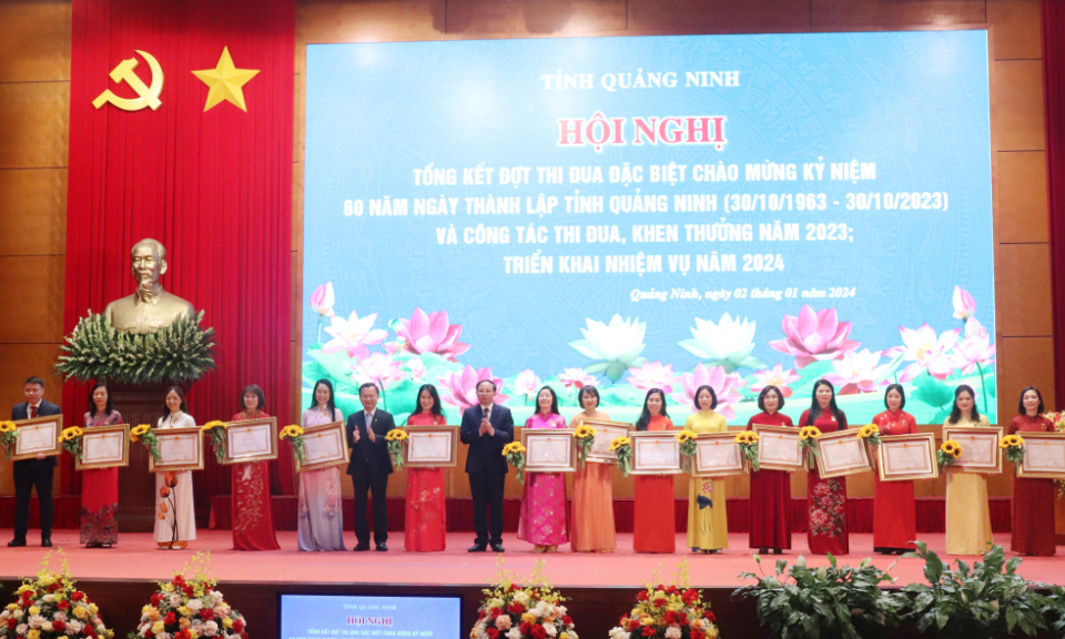 Quảng Ninh có thêm 15 cá nhân được phong tặng danh hiệu Nhà giáo Ưu tú