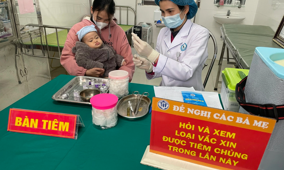Sẽ có thêm khoảng 2,8 triệu liều vaccine 5 trong 1, phụ huynh không còn lo thiếu mũi 2, 3