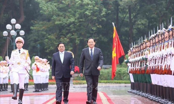 Thủ tướng Phạm Minh Chính chủ trì Lễ đón Thủ tướng Lào thăm chính thức Việt Nam