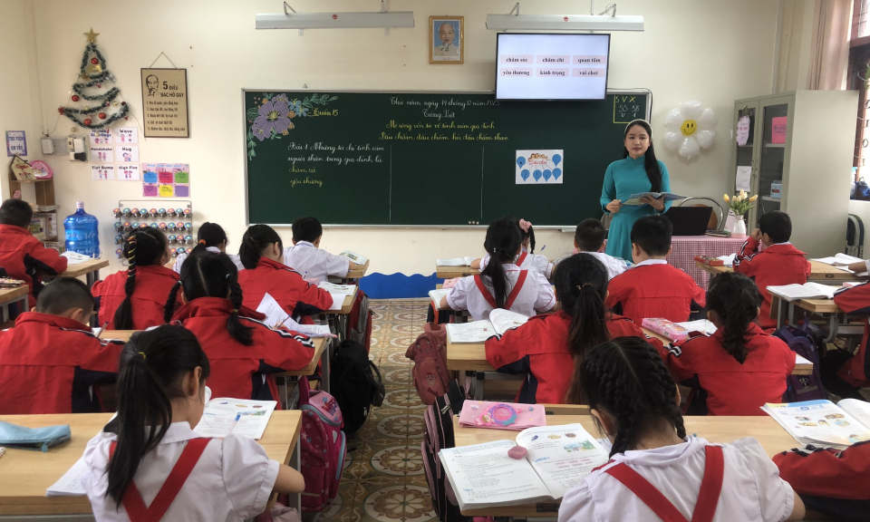 Bổ sung biên chế cho sự nghiệp giáo dục năm 2024
