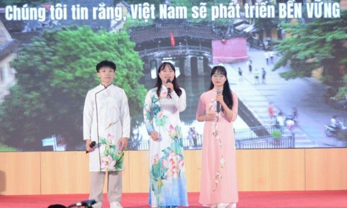 International students studying in Vietnam rising