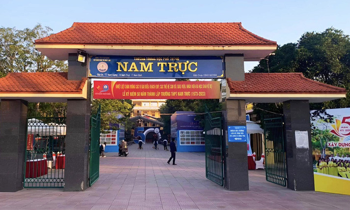 Nam sinh lớp 12 thiệt mạng sau xô xát với nhóm 10 thanh niên