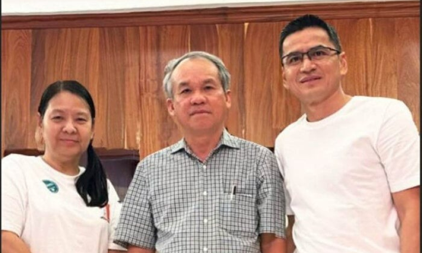 HLV Kiatisak gặp bầu Đức, chia tay HAGL