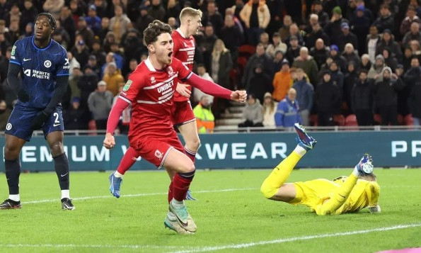 Chelsea thua đội hạng dưới ở bán kết Cup Liên đoàn