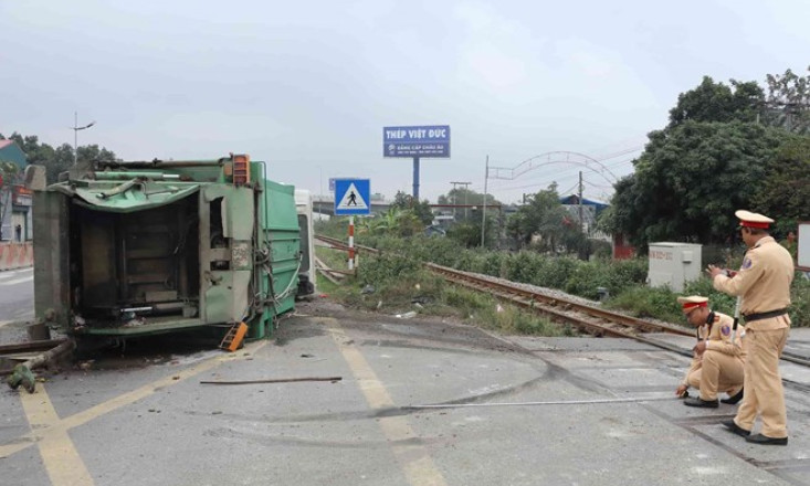 Tai nạn tàu hoả tại Ninh Bình khiến một người bị thương