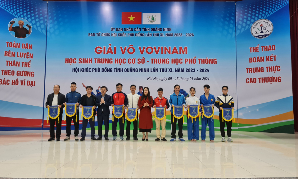 Khai mạc giải võ Vovinam học sinh THCS, THPT 