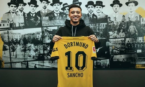 Sancho rời Man Utd