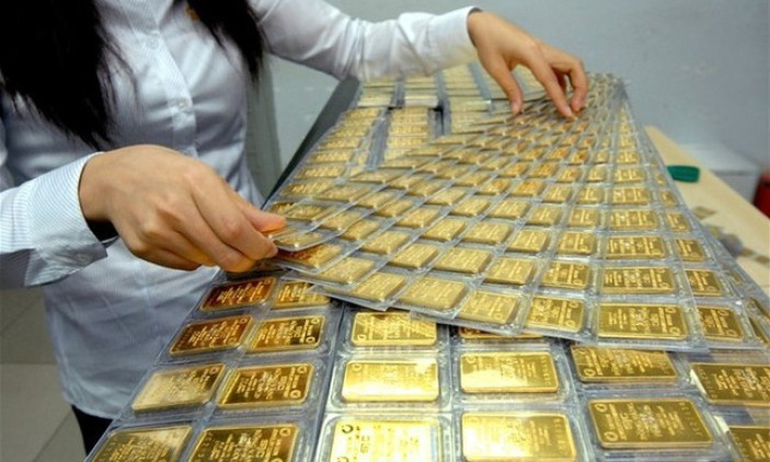 Giá vàng bất ngờ tăng phi mã