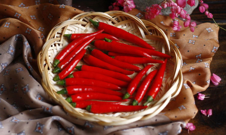 Mẹo bảo quản ớt tươi dùng quanh năm