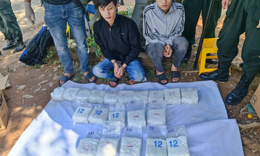 Anh em ruột chuyển 20kg nghi ma túy để nhận 60 triệu tiền công