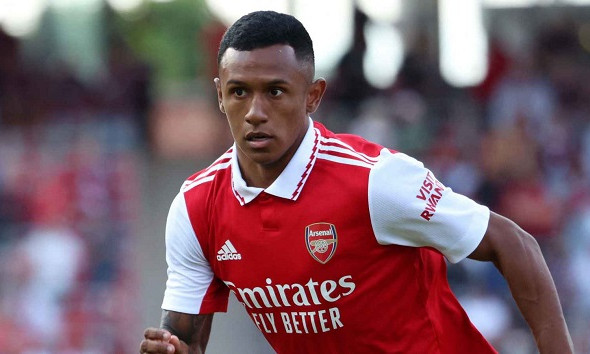 Arsenal gọi lại thần đồng Brazil