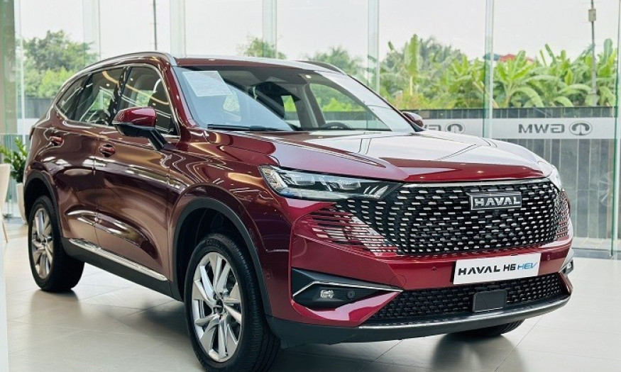 Bỏ qua Mazda CX-5, khách Việt ồ ạt săn đón mẫu SUV cỡ C vừa giảm giá niêm yết xuống mức cực ‘hạt rẻ’