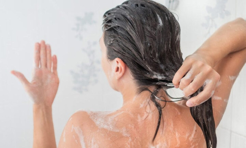 Đến tuổi nào tóc rụng không mọc lại?