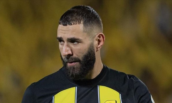Arsenal chiêu mộ Benzema