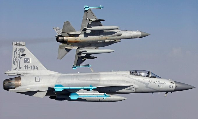 Pakistan tấn công mục tiêu trên lãnh thổ Iran