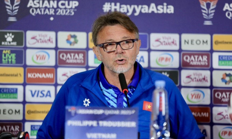 HLV Troussier: 'Trận đấu Indonesia giống như chung kết'