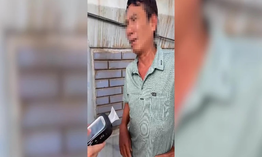 Nồng nặc mùi cồn, tài xế vẫn lái xe chở hàng chục học sinh giữa Thủ đô