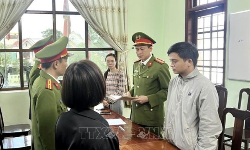 Bắt giam cán bộ Văn phòng đăng ký đất đai tỉnh Quảng Trị