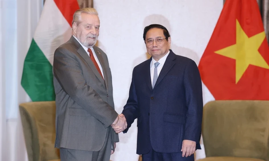Thủ tướng tiếp lãnh đạo Hội Hữu nghị và lãnh đạo các đảng của Hungary