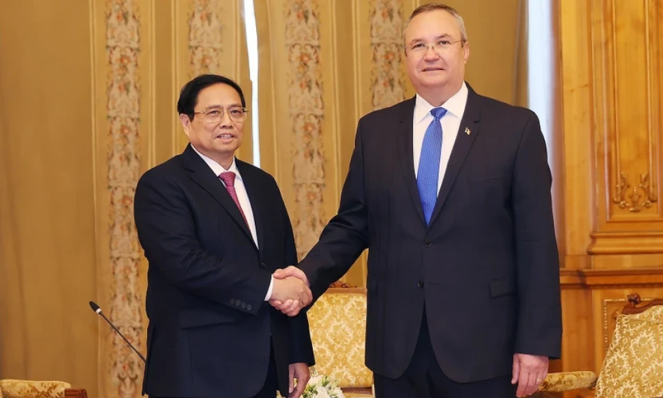 Thủ tướng Phạm Minh Chính hội kiến Chủ tịch Thượng viện Romania
