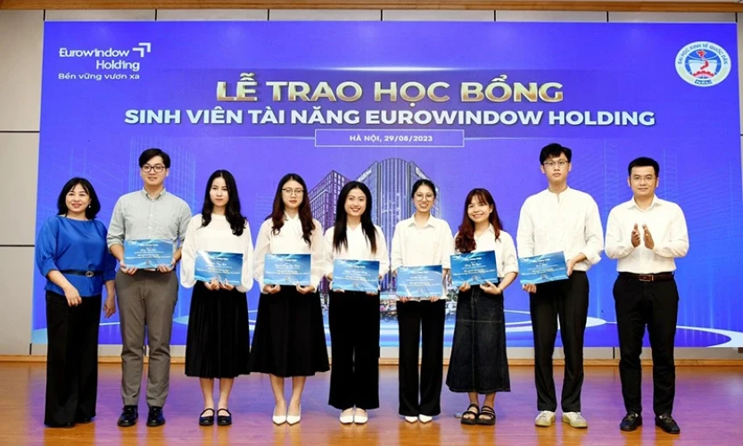Quy định mới về học phí, giảm khó khăn cho học sinh, sinh viên 