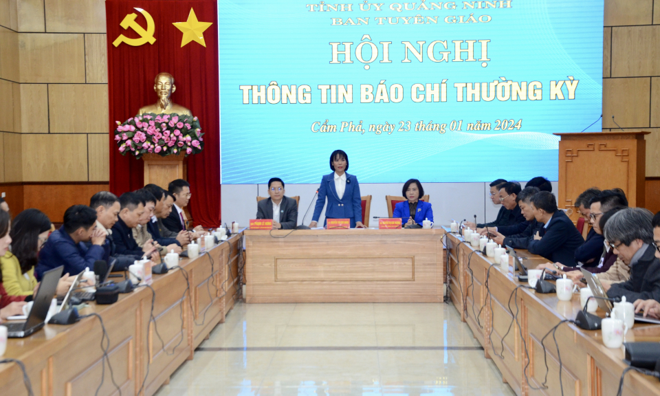 Hội nghị thông tin báo chí thường kỳ