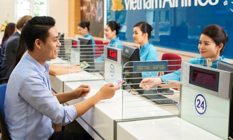 Lo khách mua phải vé máy bay Tết giả, Vietnam Airlines khuyến cáo khẩn