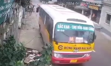 Bắc Kạn: Xử phạt tài xế xe buýt sử dụng ma túy, tông người đi bộ 46 triệu đồng