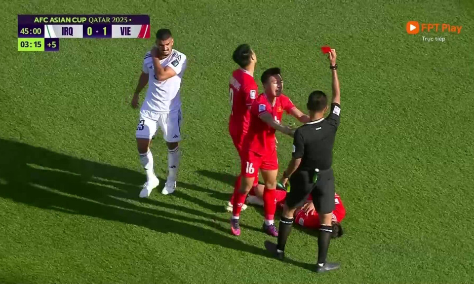 Cựu giám sát VFF: 'Trọng tài xử lý đúng các lỗi của Việt Nam'