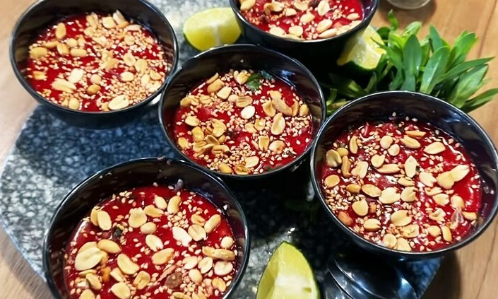 Nam Định: Tử vong sau ăn tiết canh lợn