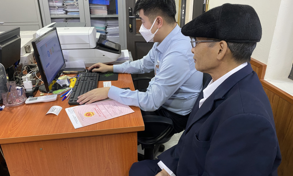 Chuyển đổi số trong giải quyết thủ tục hành chính ở Quảng Yên