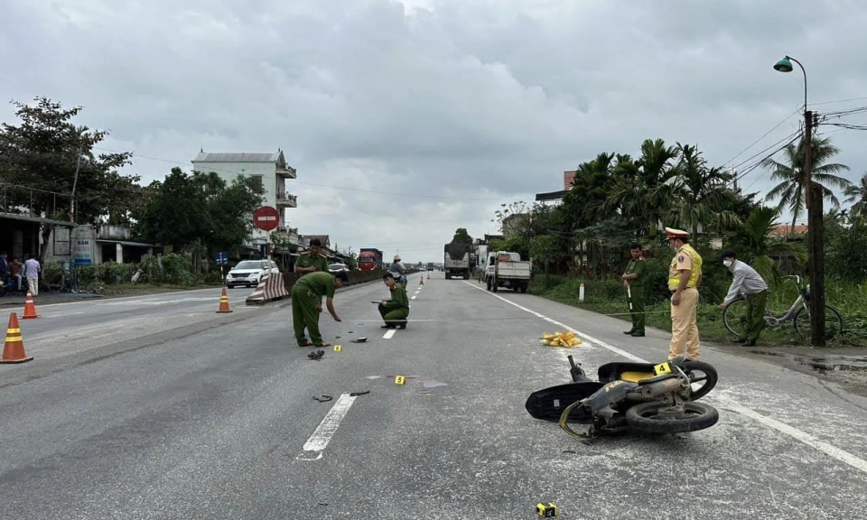 Xe tải tông xe máy trên quốc lộ 1, người đàn ông tử vong thương tâm