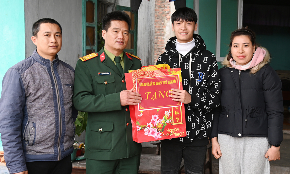 Thanh niên Đất mỏ phấn khởi chờ ngày lên đường nhập ngũ